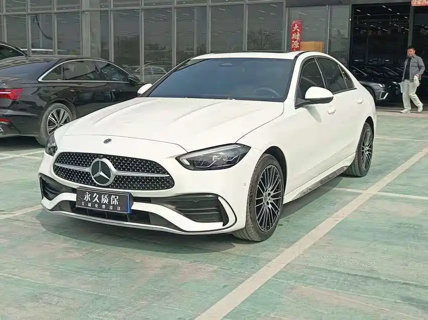 Mercedes-Benz C-Class 2023 — фото 1