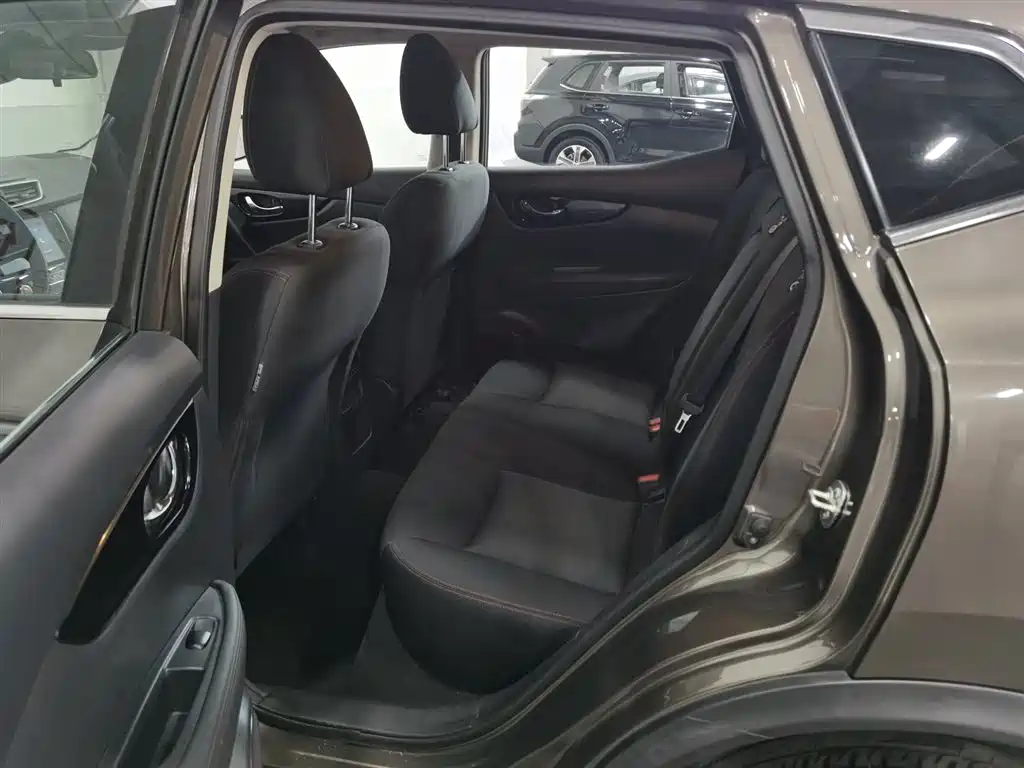 Nissan Qashqai 2021 — фото 15