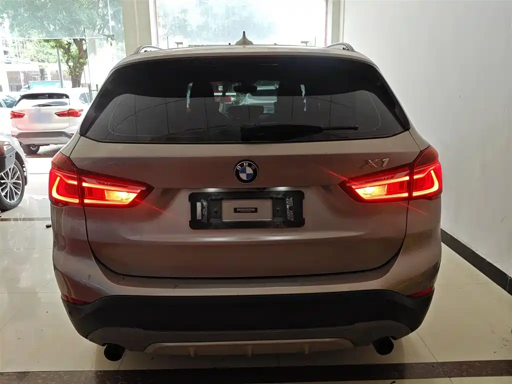BMW X1 2016 — фото 6