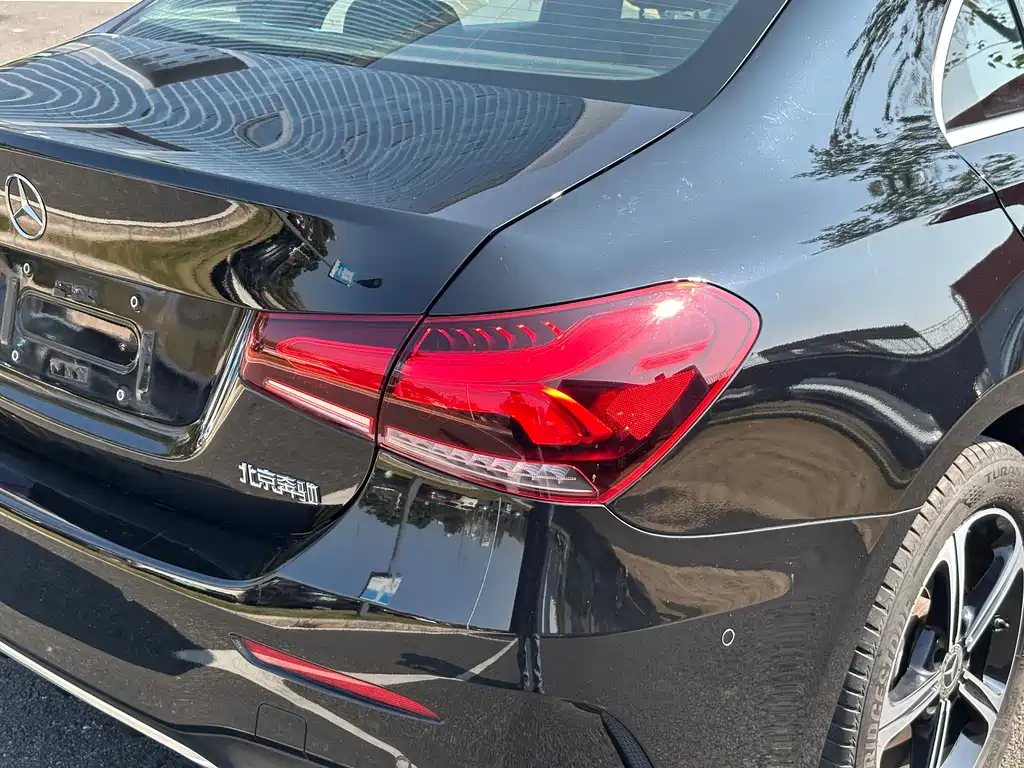 Mercedes-Benz A-Class 2023 — фото 14
