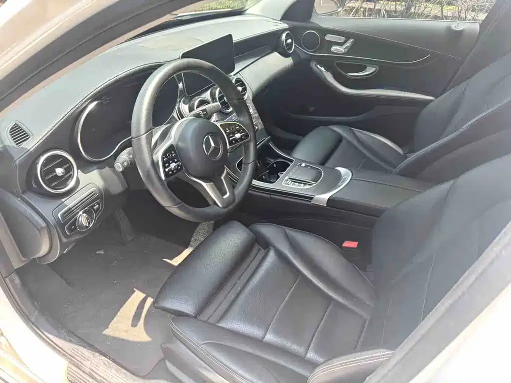 Mercedes-Benz C-Class 2019