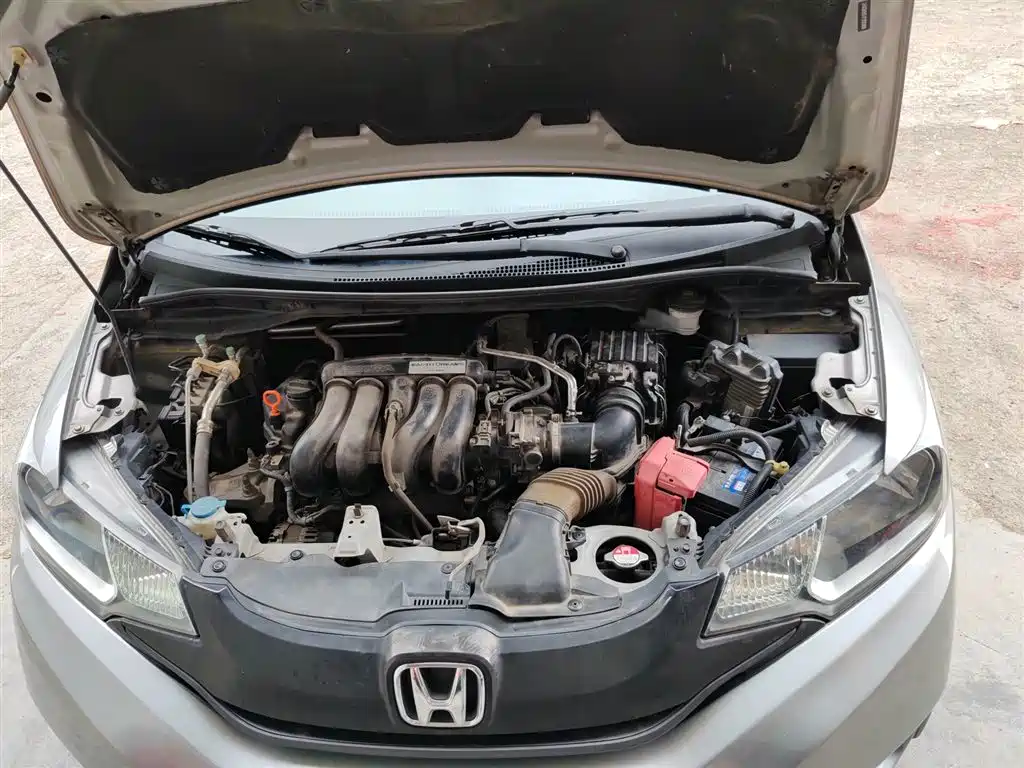 Honda Fit 2015 — фото 20
