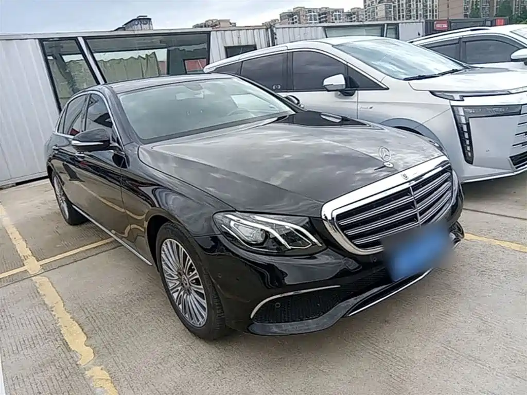 Mercedes-Benz E-Class 2020 — фото 4