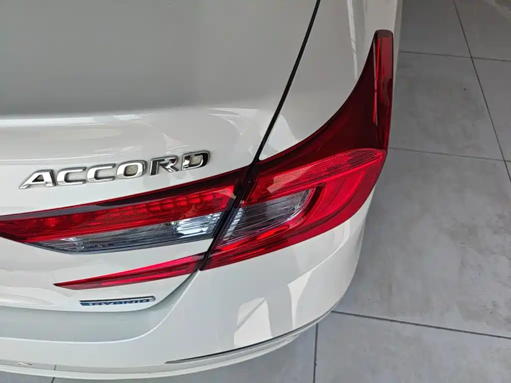Honda Accord 2020 — фото 8