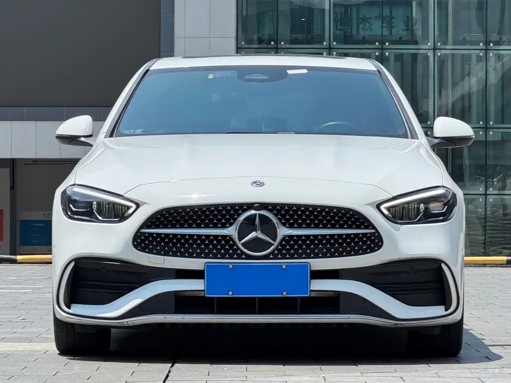 Mercedes-Benz C-Class 2021