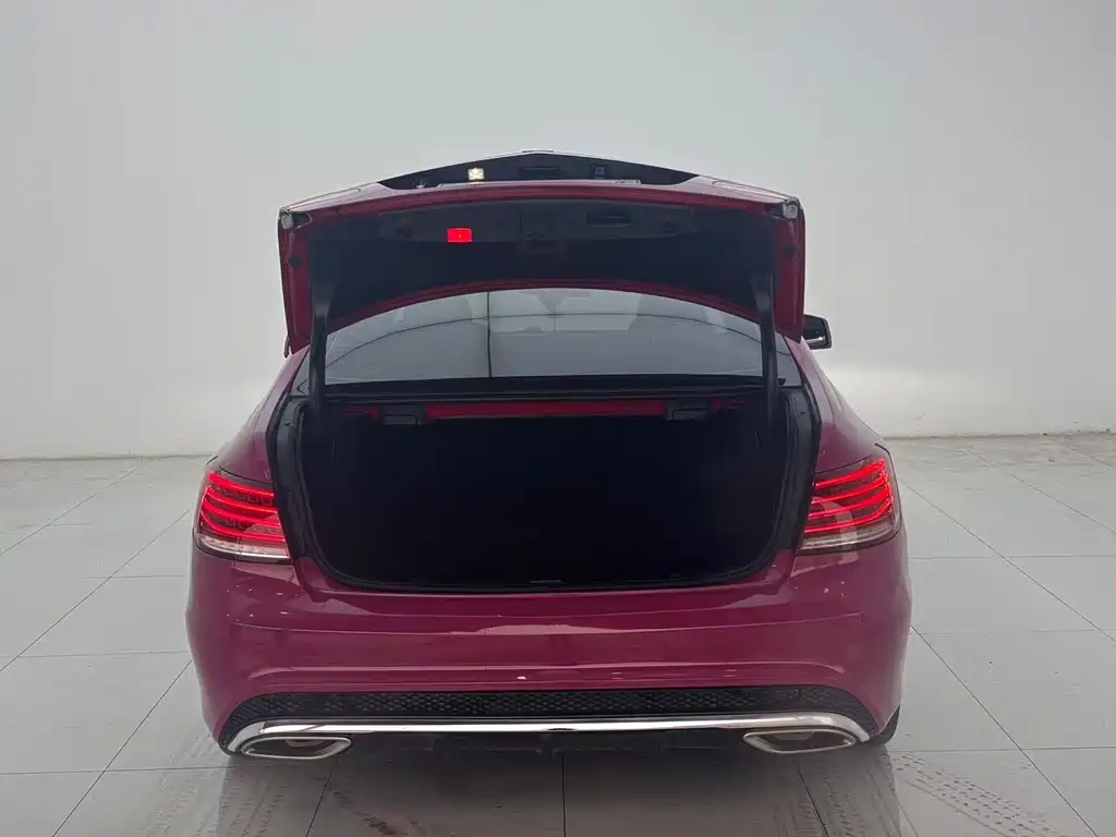 Mercedes-Benz E-Class 2016 — фото 13