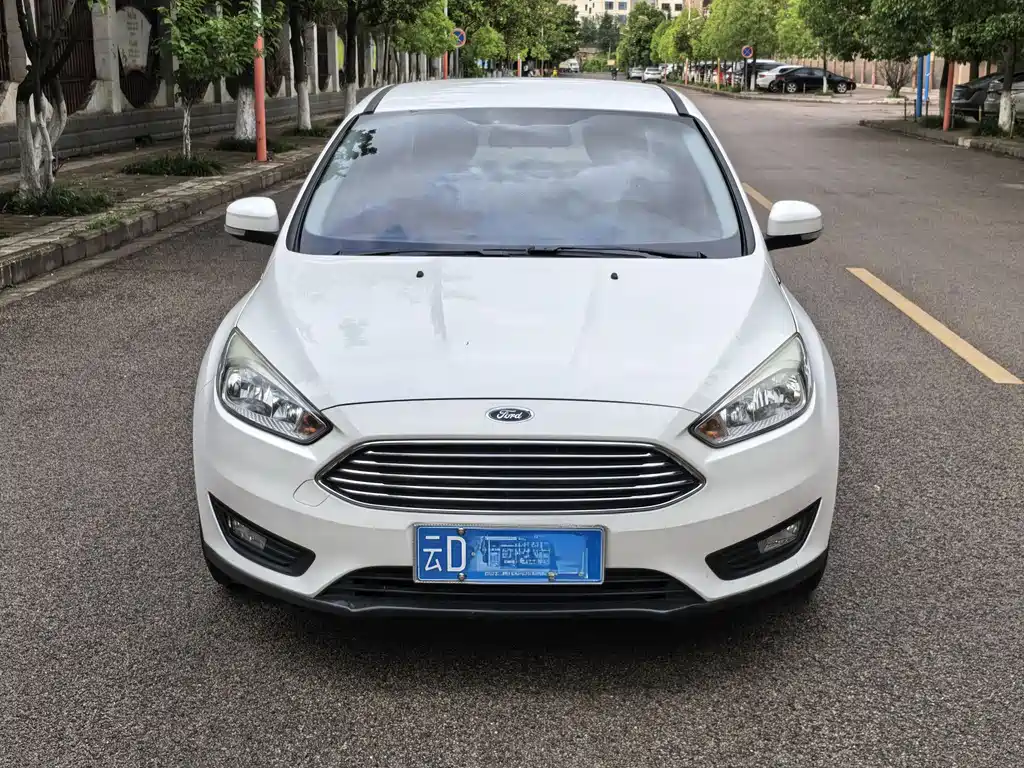 Ford Focus 2017 — фото 2