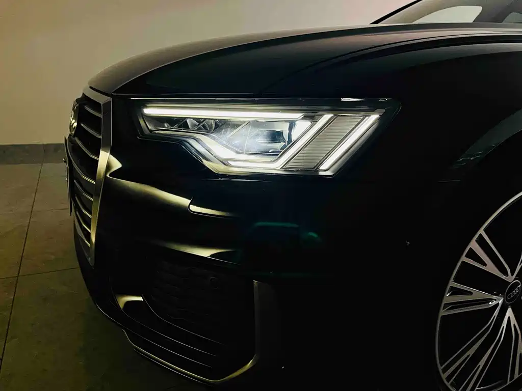 Audi A6L 2022 — фото 14