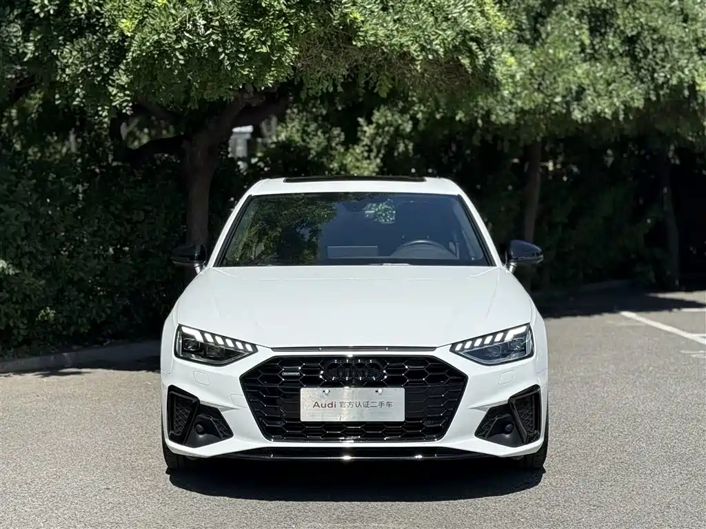 Audi A4L 2023 — фото 11
