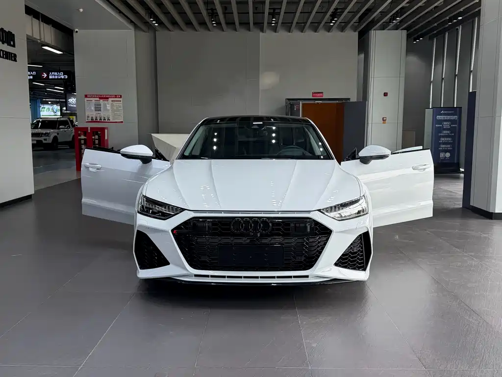 Audi A7 2023 — фото 18