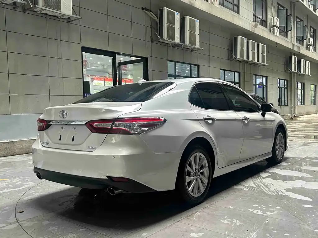 Toyota Camry 2022