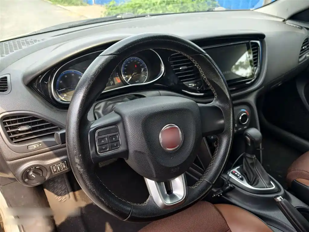 Fiat Viaggio 2018 — фото 20