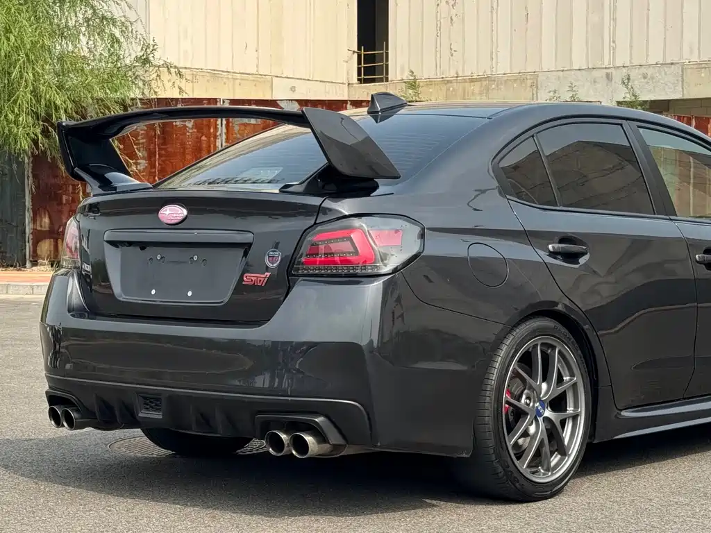 Subaru Impreza 2018 — фото 15