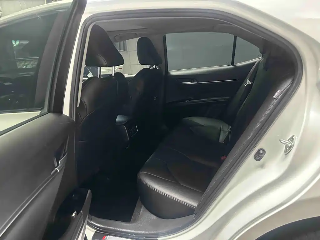 Toyota Camry 2022