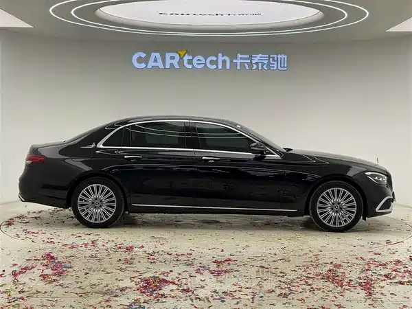 Mercedes-Benz E-Class 2023