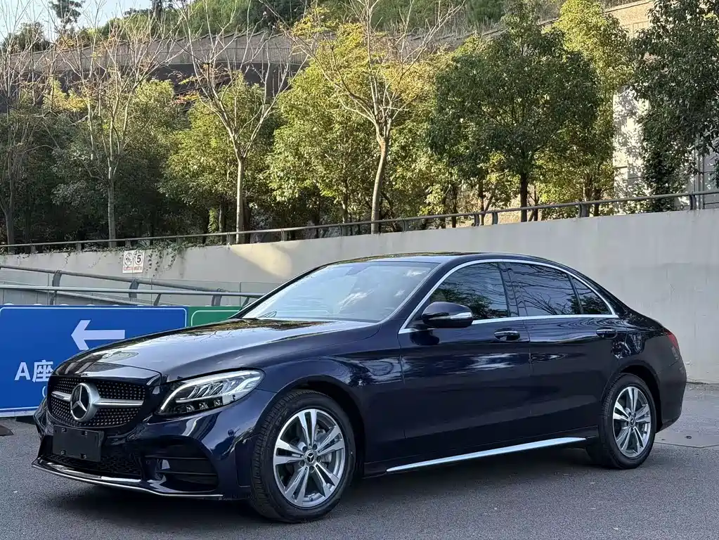 Mercedes-Benz C-Class 2020 — фото 1