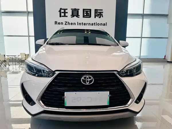 Toyota Yaris L 2022
