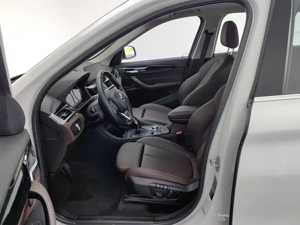 BMW X1 2020 — фото 10