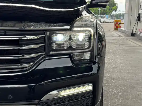 GAC Trumpchi GS8 2017