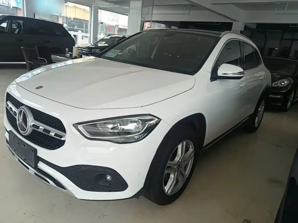 Mercedes-Benz GLA 2021 — фото 2