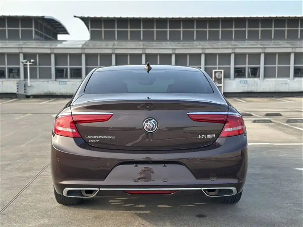 Buick LaCrosse 2018 — фото 24