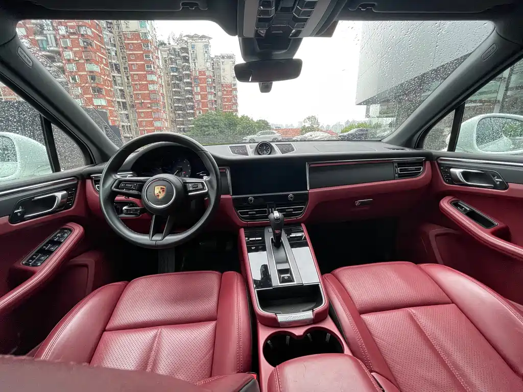 Porsche Macan 2022