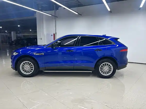 Jaguar F-PACE 2018