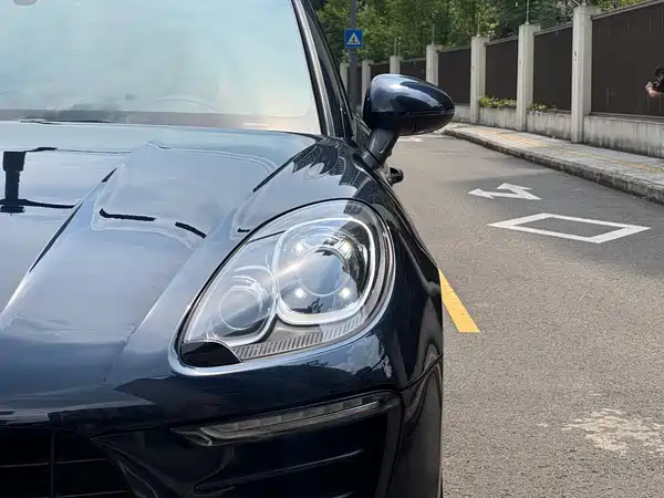 Porsche Macan 2018