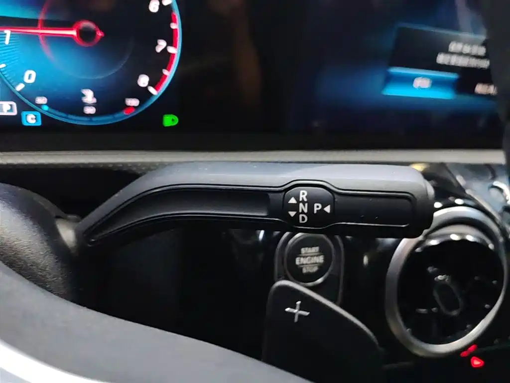 Mercedes-Benz A-Class 2022 — фото 14