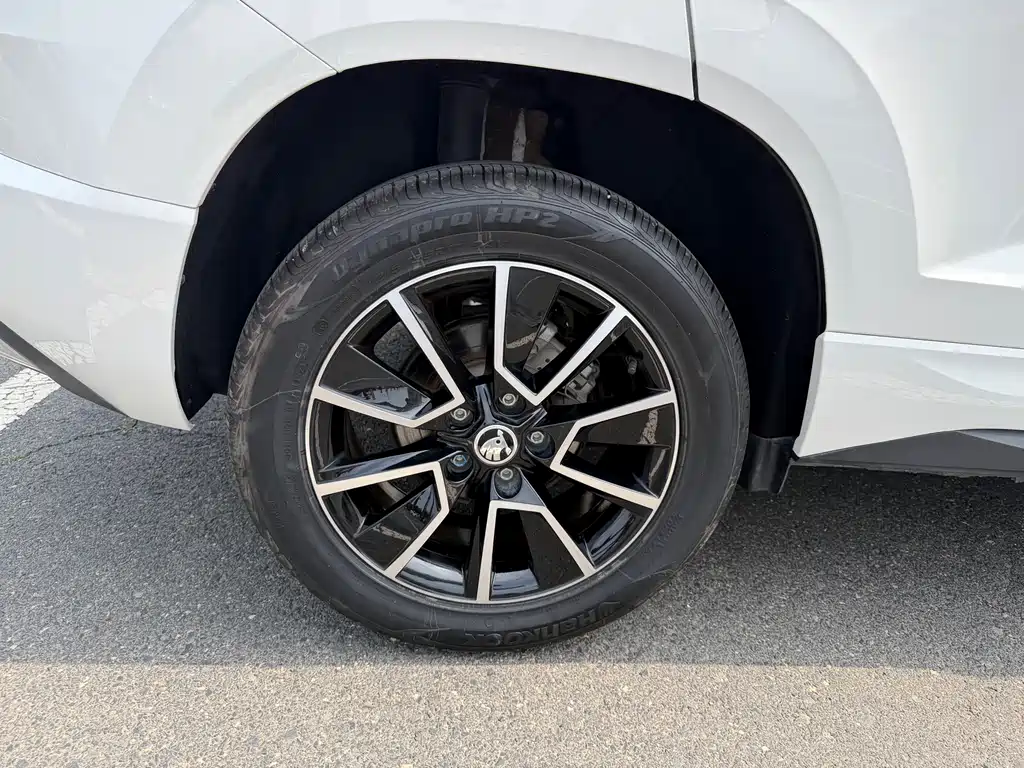 Skoda Karoq 2022 — фото 16