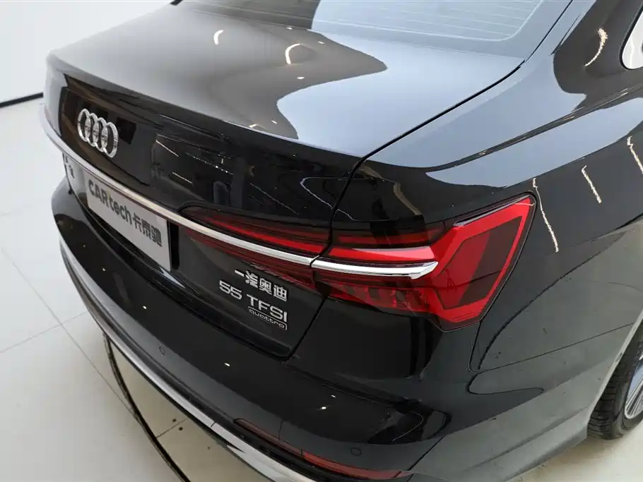 Audi A6L 2025 — фото 10