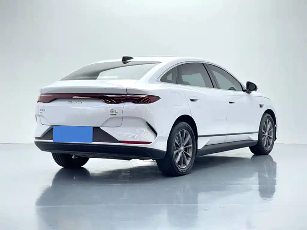 BYD Qin L 2026 — фото 6