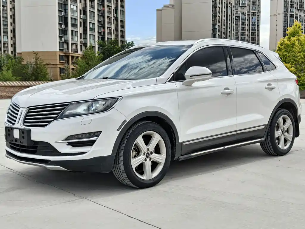 Lincoln MKC 2016 — фото 1