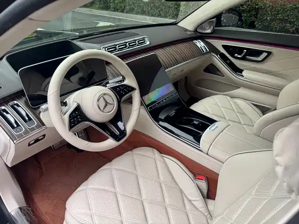 Mercedes-Benz Maybach S-Class 2023