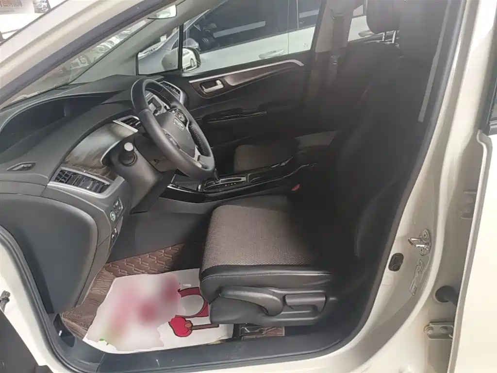 Honda Jade 2017 — фото 15