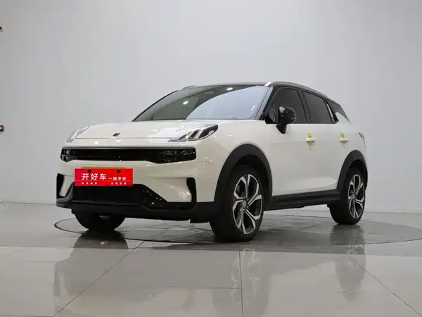 Lynk & Co 06 2023