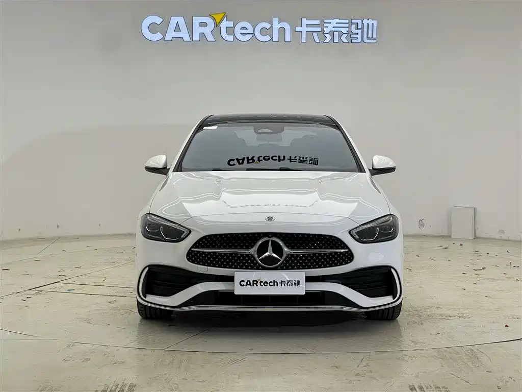 Mercedes-Benz C-Class 2025 — фото 3
