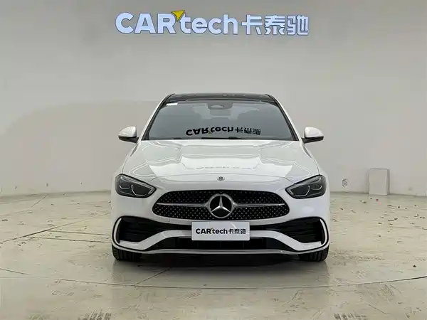 Mercedes-Benz C-Class 2025