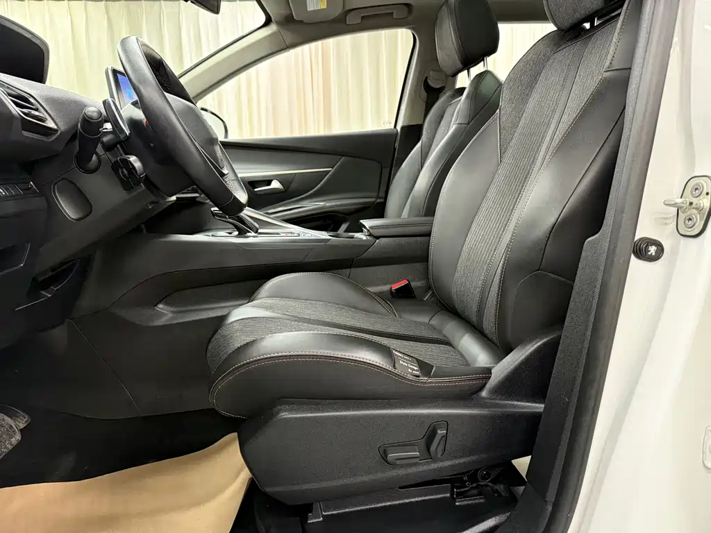 Peugeot 5008 2019 — фото 13
