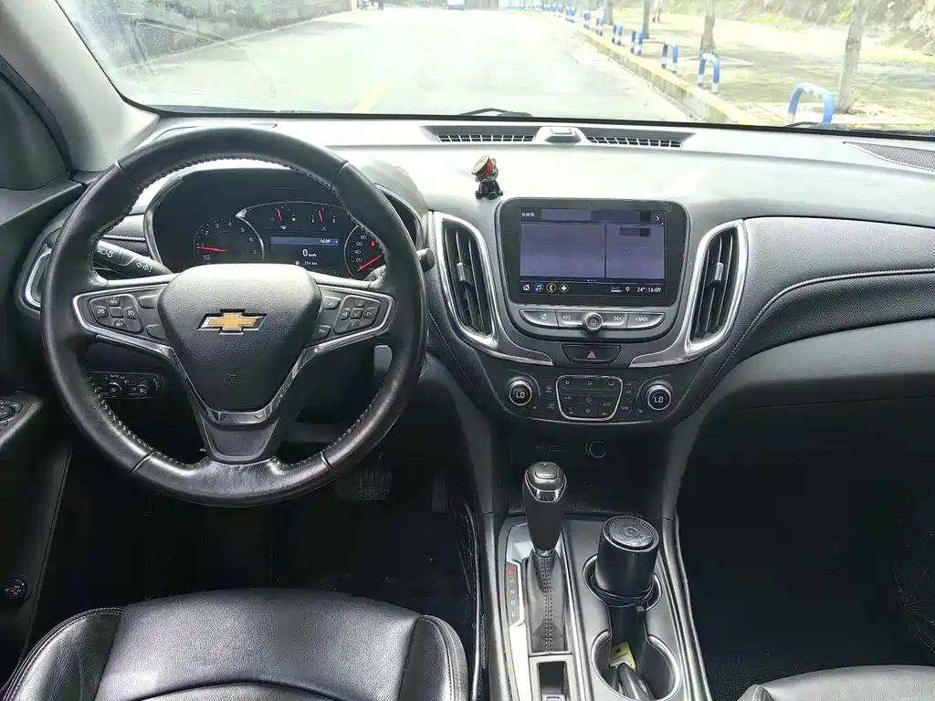 Chevrolet Equinox 2020 — фото 9