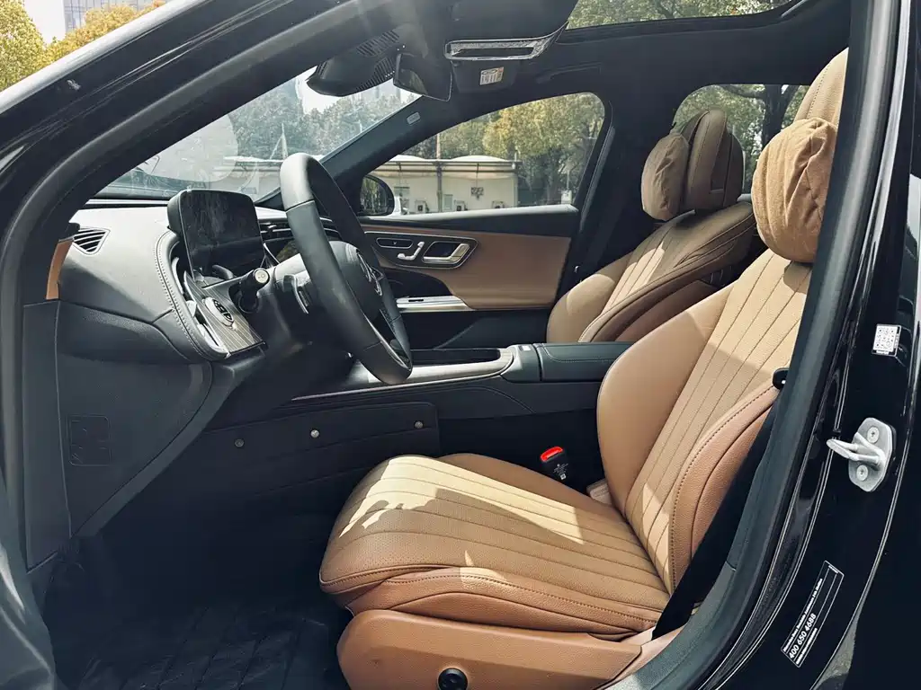 Mercedes-Benz E-Class 2025