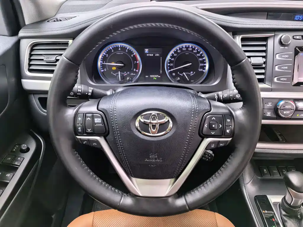 Toyota Highlander 2020 — фото 16