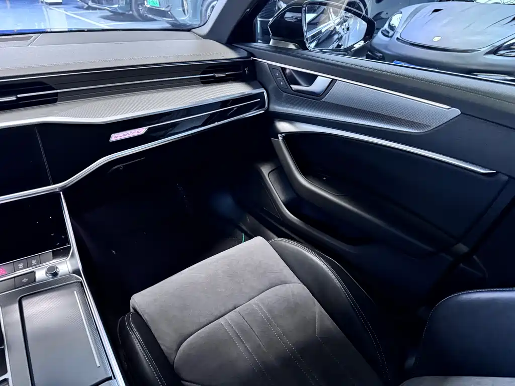 Audi A6L 2022 — фото 9