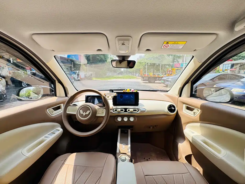 Wuling Hongguang MINIEV 2025