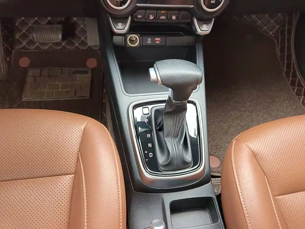 Kia KX CROSS 2018 — фото 14