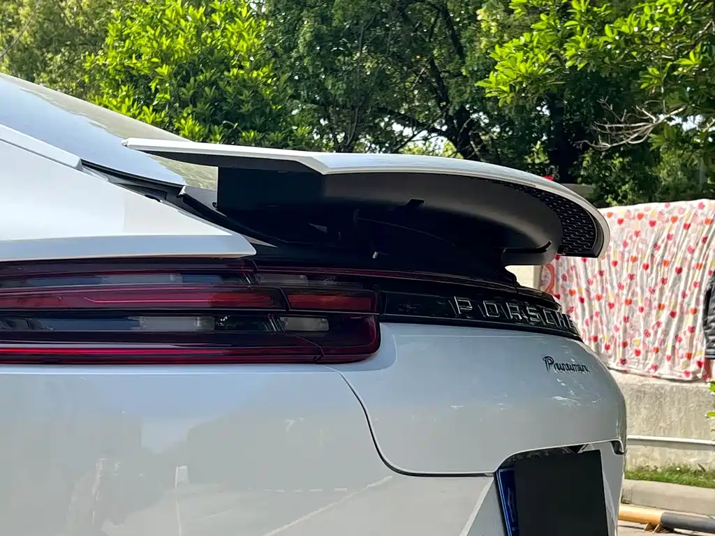 Porsche Panamera 2019 — фото 15