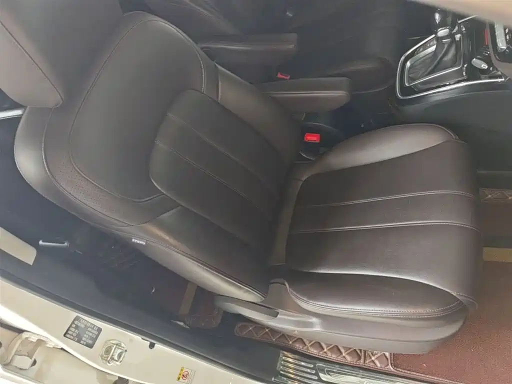 GAC Motor Trumpchi M6 2020 — фото 25