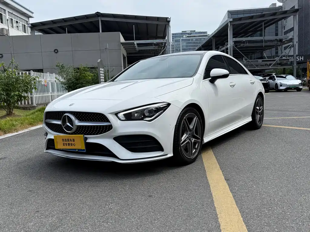 Mercedes-Benz CLA 2022