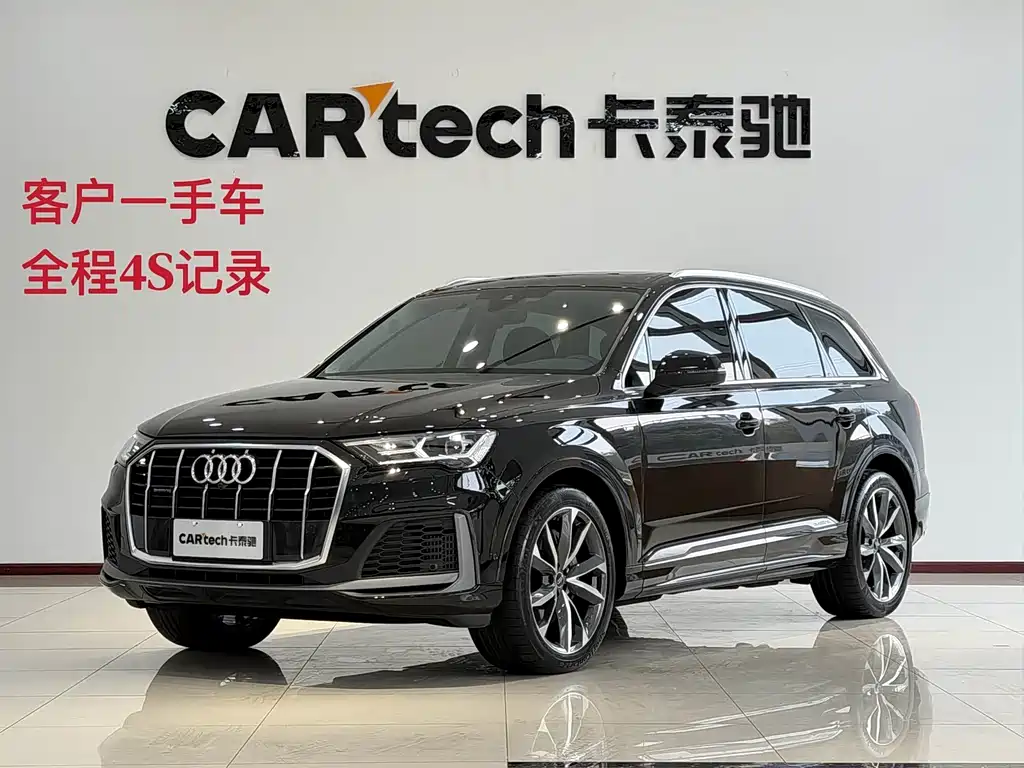 Audi Q7 2023 — фото 1