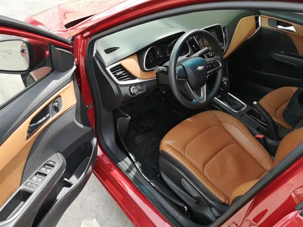 Chevrolet Cavalier 2017 — фото 16